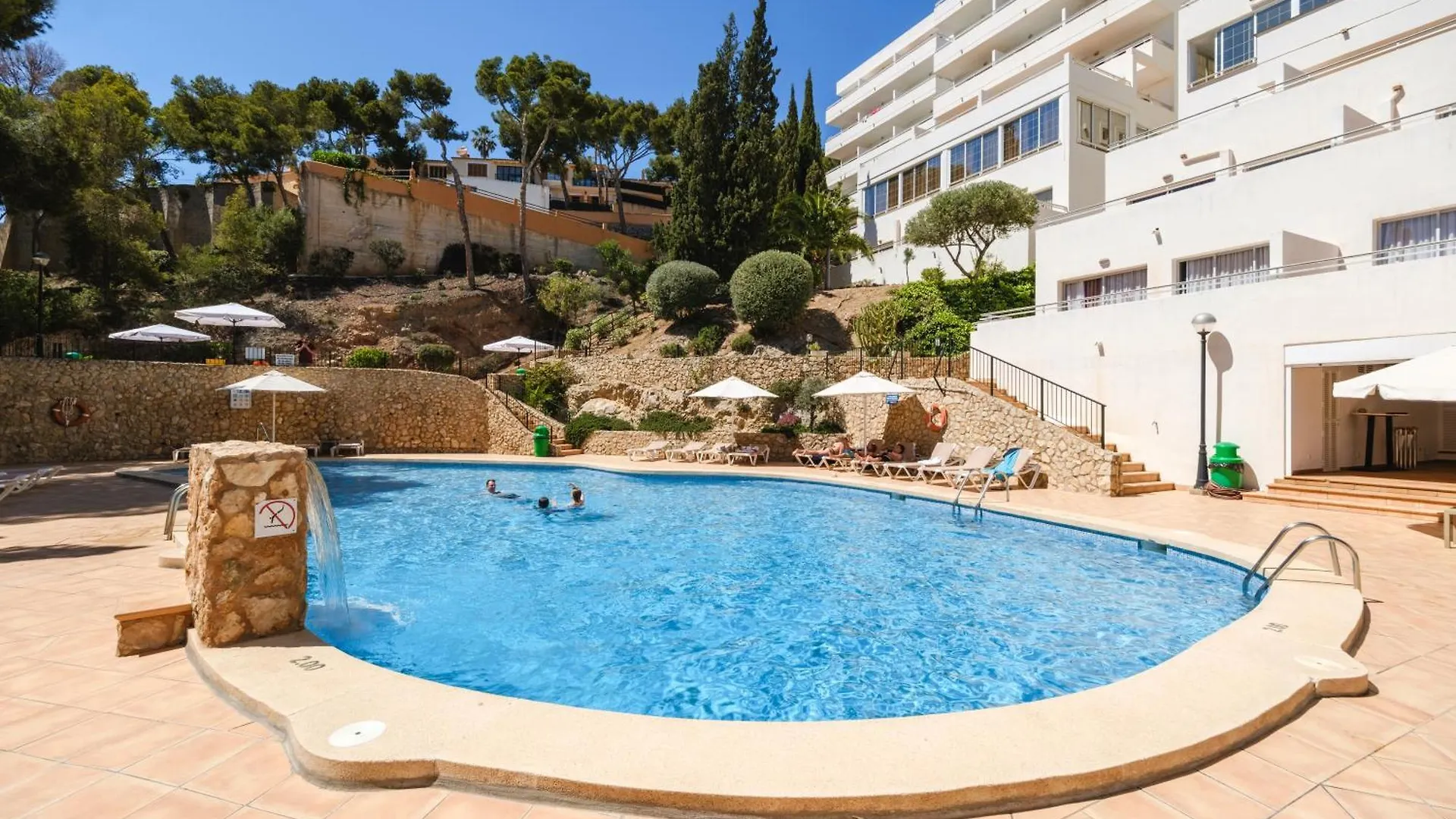 Apartamentos Vista Club contacts